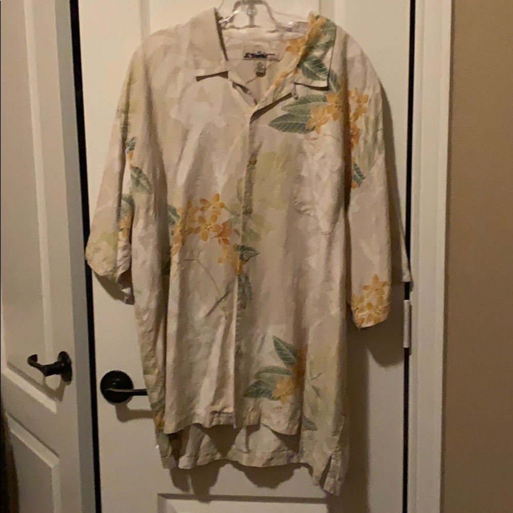 Men’s Tommy Bahama Shirt
